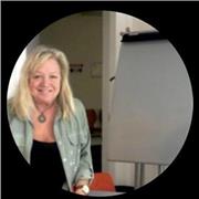 Professoressa d’Inglese di madrelingua statunitense disposta ad insegnare l’inglese a tutti i livelli in qualsiasi categoria